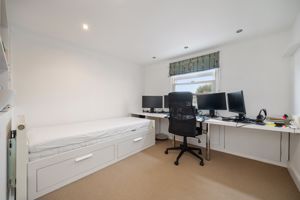 Bedroom 4- click for photo gallery